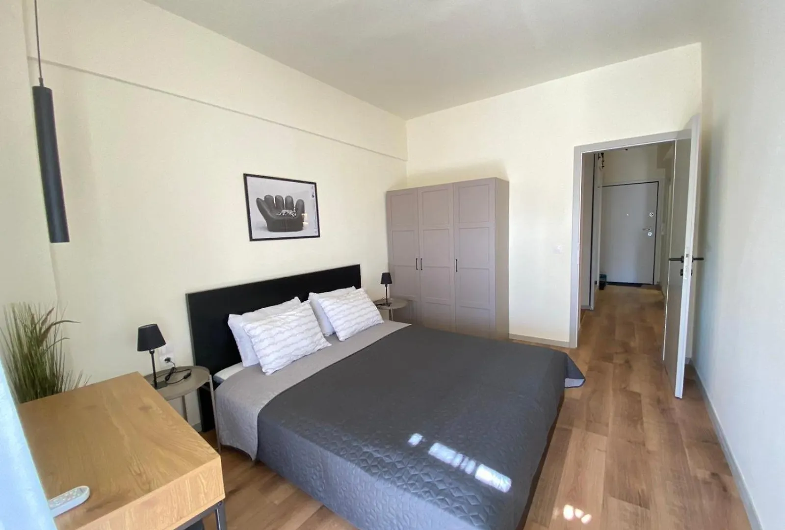 C.15 Vardan\'S Apartment location